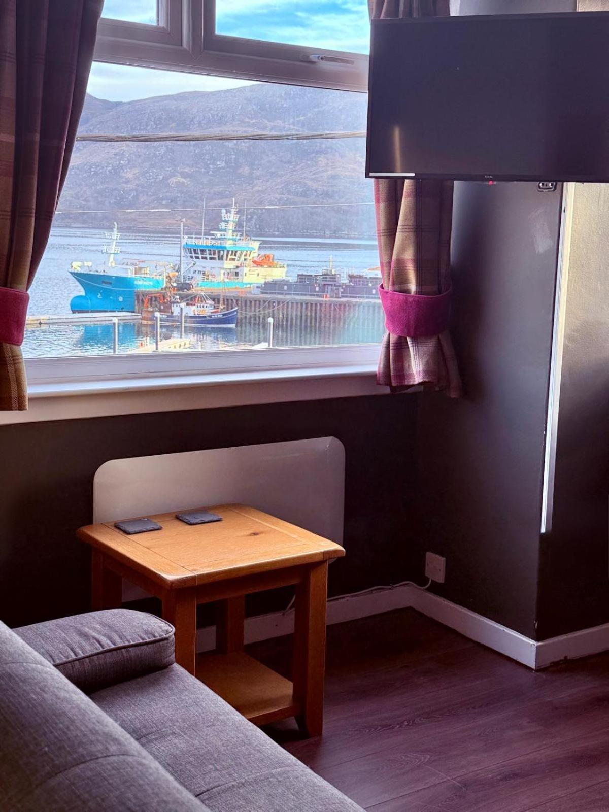 Argyll Hotel Ullapool Eksteriør billede